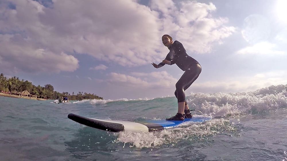 learning to surf lombok